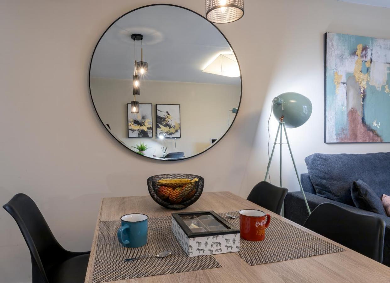 El Encanto Del 12 By Unique Rooms Burgo Exteriör bild