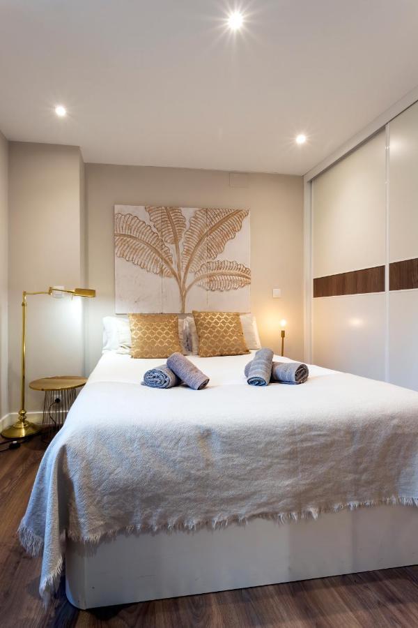 El Encanto Del 12 By Unique Rooms Burgo Exteriör bild